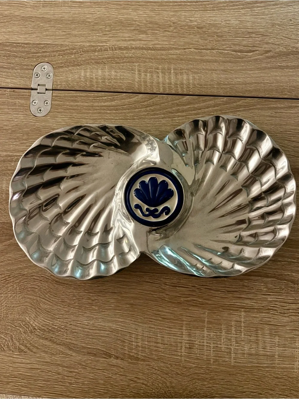 Silver Vintage Double Shell Divided Serving Dish - Blue & White Medallion - 14in